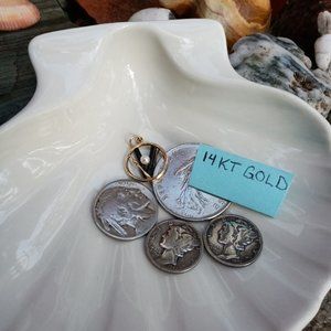 Solid 14kt Gold/Black Coral & Pearl Pendant